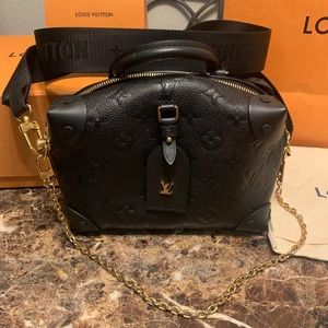 Louis Vuitton hand bag/ shoulder bag